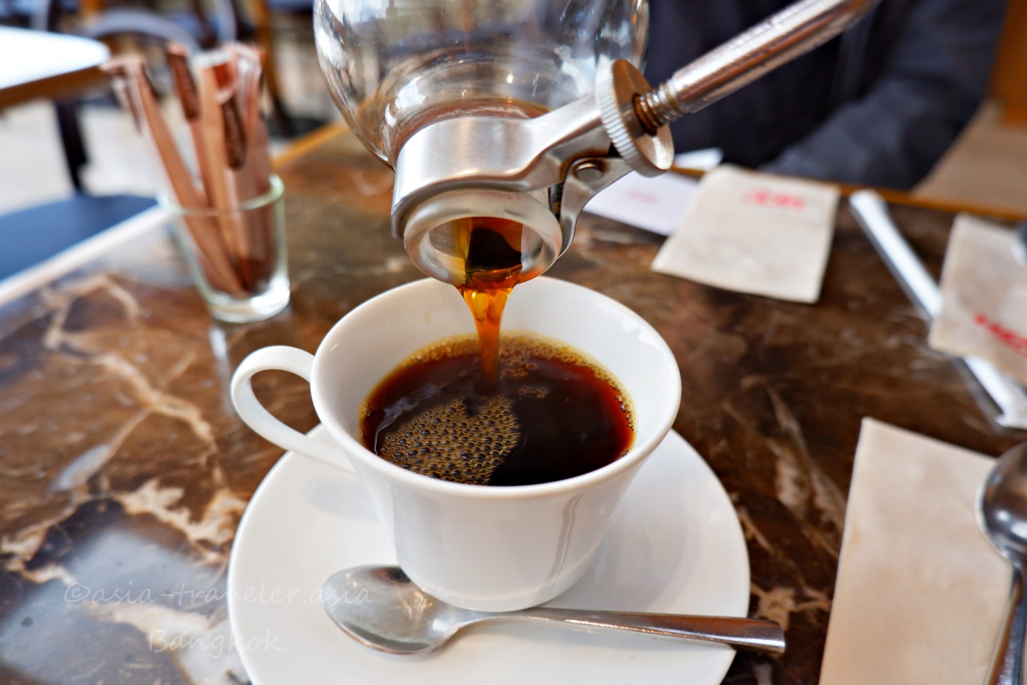 バンコク　UCC カフェ